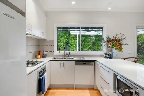 Property photo of 6 Karinya Close Healesville VIC 3777