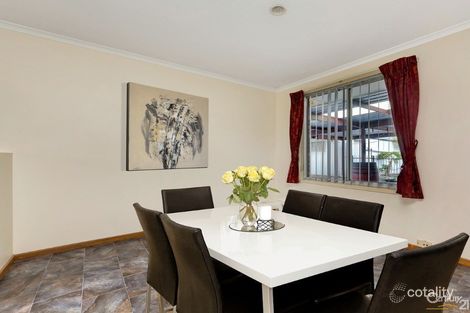 Property photo of 2 Hilditch Drive Green Fields SA 5107