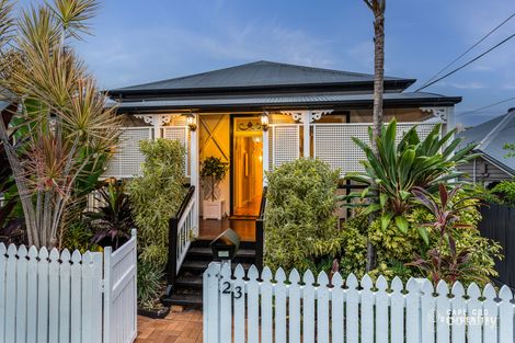 23 Kingsbury St, Norman Park, QLD 4170