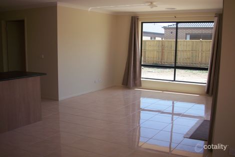 Property photo of 15 Eagle Way Deer Park VIC 3023