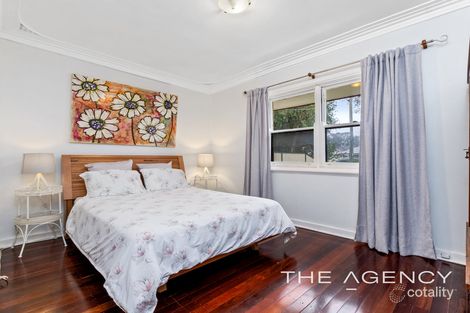 Property photo of 27 Holmesdale Road Woodbridge WA 6056