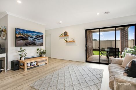 Property photo of 6 Josephine Street Pakenham VIC 3810