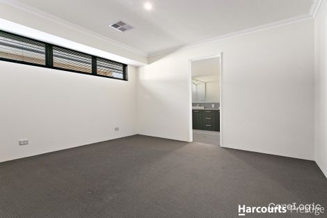 Property photo of 20 Faverolles Drive Southern River WA 6110