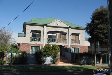 13 Oxford St, Box Hill, VIC 3128