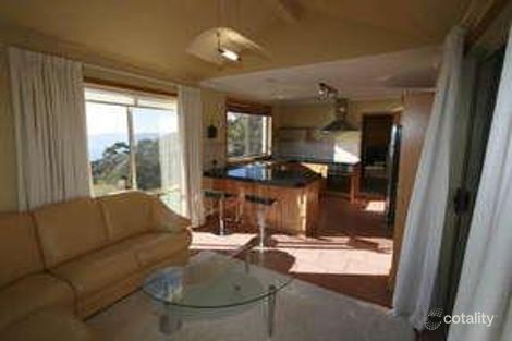 Property photo of 2 Lindeith Court Sandy Bay TAS 7005