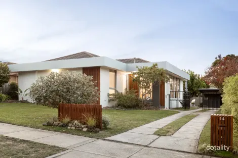 14 Jinchilla Ave, Frankston South, VIC 3199