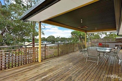 Property photo of 39 Winbin Crescent Gwandalan NSW 2259