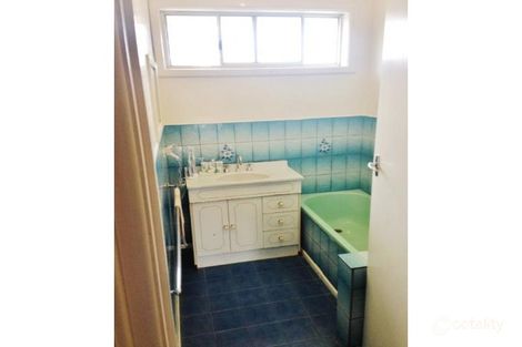 Property photo of 52 Lincoln Drive Thomastown VIC 3074
