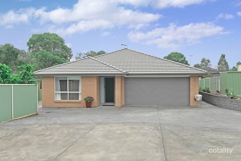 Property photo of 11 Sunrise Place Thirlmere NSW 2572
