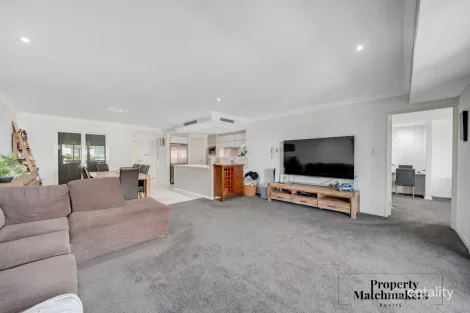 Property photo of 22/1 Breakwater Parade Mandurah WA 6210