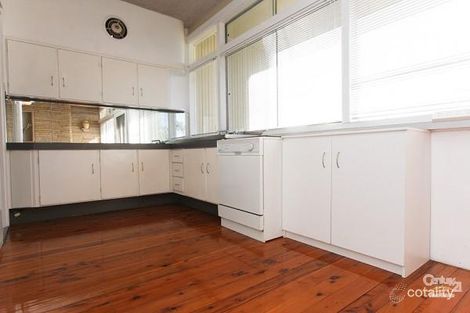 Property photo of 16 Valentine Crescent Valentine NSW 2280
