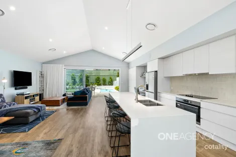 128b Seaspray St, Narrawallee, NSW 2539