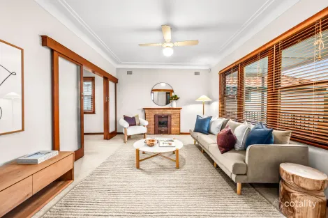 Property photo of 57 Lambton Road Waratah NSW 2298