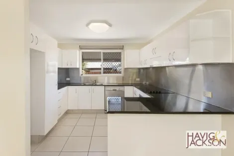 Property photo of 2/34 Stoneleigh Street Albion QLD 4010