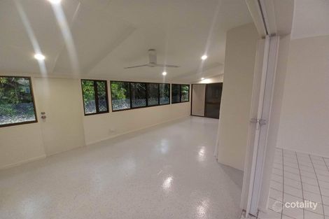 Property photo of 2/20 Nesbit Street Whitfield QLD 4870
