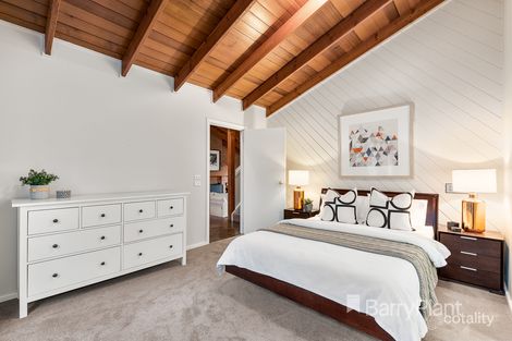 Property photo of 34 Heacham Road Eltham North VIC 3095