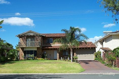 33 Mathis Way, Carine, WA 6020