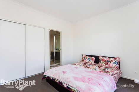Property photo of 12 Luna Way Point Cook VIC 3030