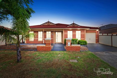 2/2 Joybells Cres, Tarneit, VIC 3029