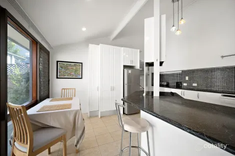 Property photo of 67 Barnet Close Phillip ACT 2606