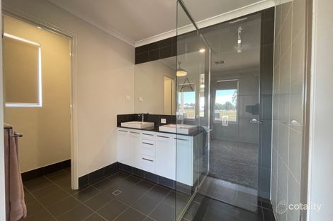 Property photo of 12 Florence Place Oakford WA 6121