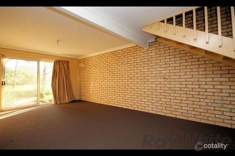Property photo of 5 Duce Street Bundamba QLD 4304