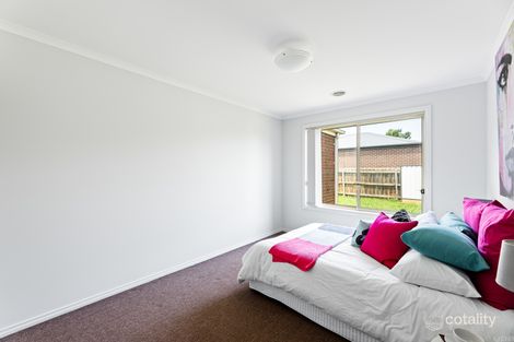 Property photo of 216 Wattle Avenue Werribee VIC 3030