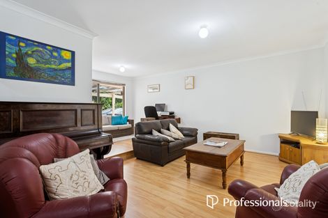 Property photo of 5 Maru Way Lesmurdie WA 6076