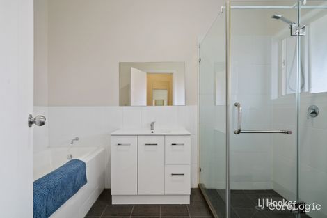 Property photo of 17 Broadwater Place Blakeview SA 5114