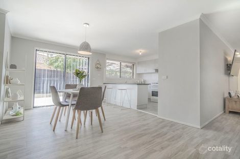 Property photo of 21 Lakeside Drive Roxburgh Park VIC 3064