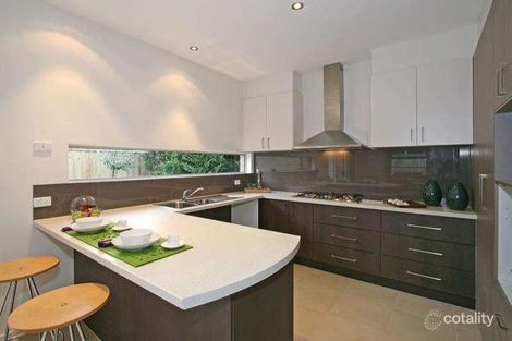 2 Coolibar Ave, Seaford, VIC 3198