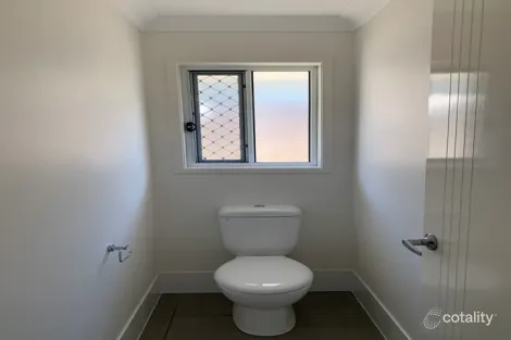 Property photo of 8 Carpenters Drive Coomera QLD 4209