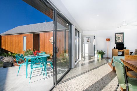 Property photo of 6 Conway Close Broulee NSW 2537