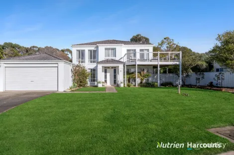 Property photo of 15 Holzer Drive Apollo Bay VIC 3233
