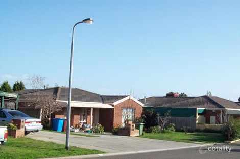 Property photo of 15 The Ridge Hampton Park VIC 3976