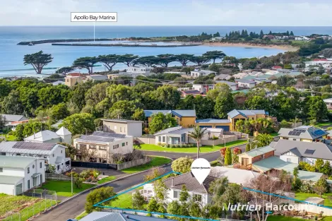 Property photo of 15 Holzer Drive Apollo Bay VIC 3233