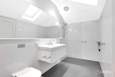 Property photo of 4 Oberon Avenue Hawthorn East VIC 3123