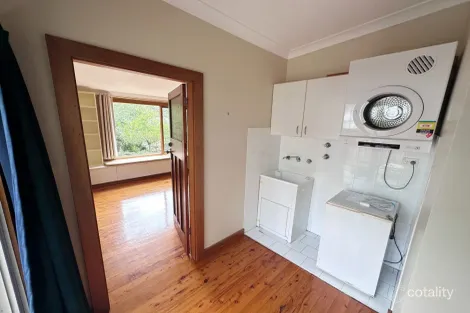 Property photo of 31 Kamillaroi Road Katoomba NSW 2780