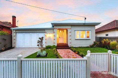 Property photo of 30 Mitchell Street Bentleigh VIC 3204