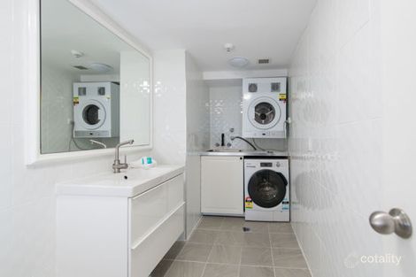 43/126 Old Burleigh Rd, Broadbeach, QLD 4218