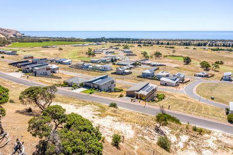 14 Cherry Hills Cres, Normanville, SA 5204