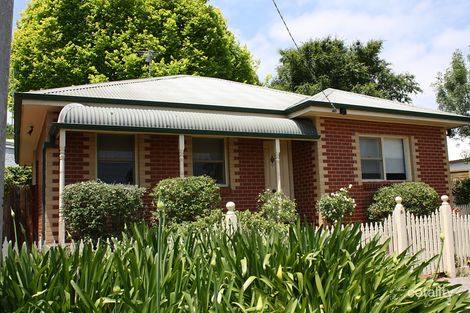 8a Golding St, Canterbury, VIC 3126