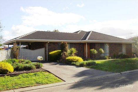 8 Sissons Rd, Strathalbyn, SA 5255