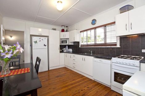 19 Jellicoe St, Manly West, QLD 4179