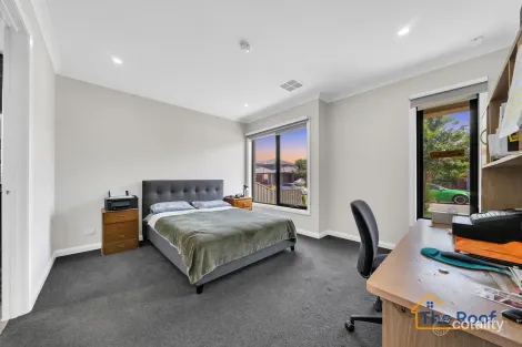 Property photo of 13 Freestone Avenue Melton South VIC 3338