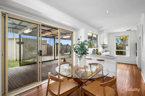 Property photo of 19 Strathire Gardens Hamlyn Heights VIC 3215