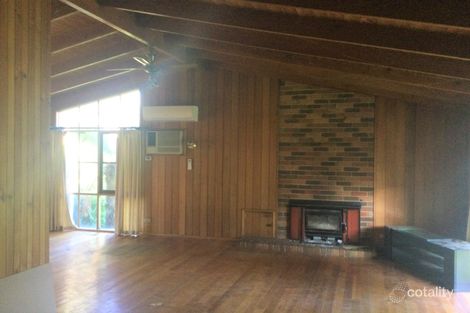 Property photo of 40 Mullane Road Pakenham VIC 3810