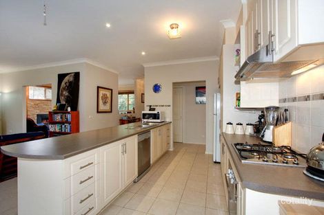Property photo of 2/5 Selman Avenue Ferntree Gully VIC 3156