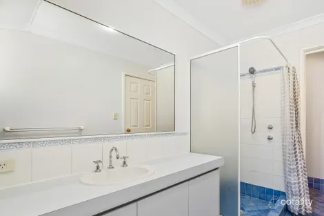 Property photo of 18 Lakehurst Way Atwell WA 6164