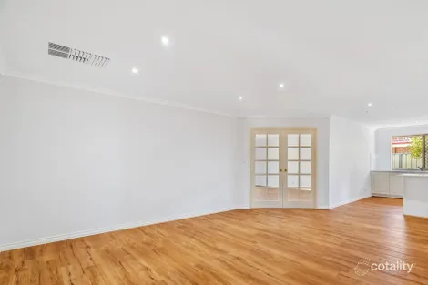 Property photo of 18 Lakehurst Way Atwell WA 6164